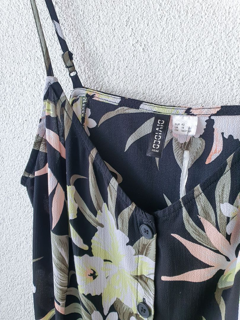 H&amp;M Dress M