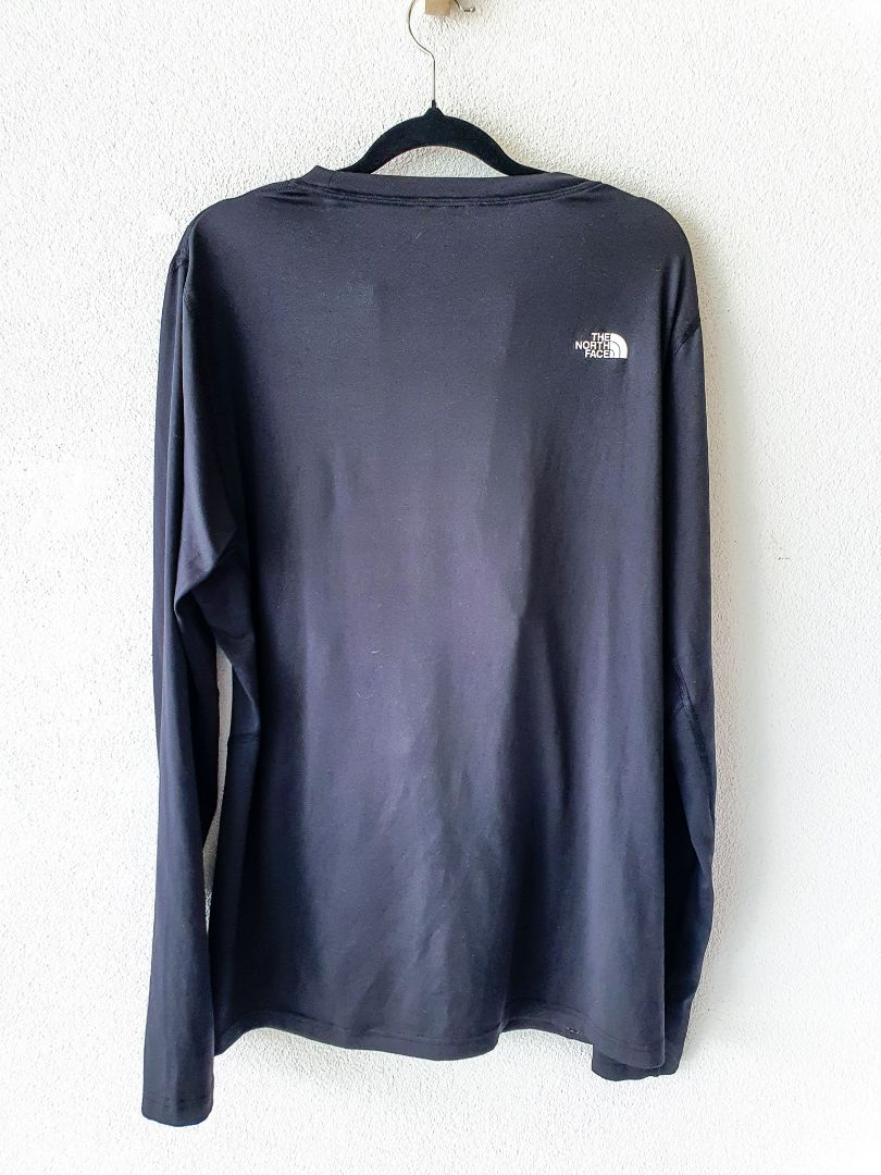 The North Face top XL