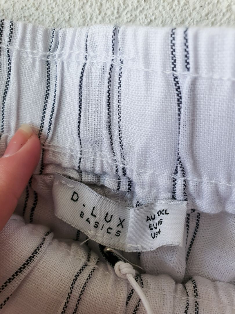 Decjuba Shorts XXL