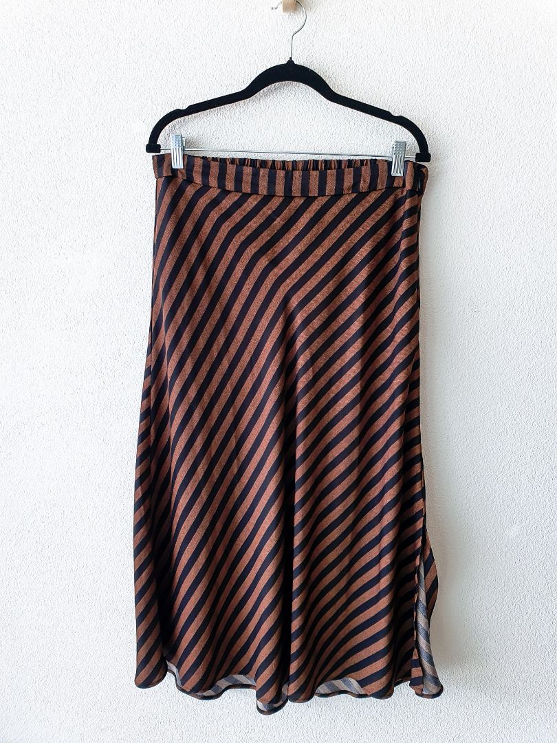 Whistle Skirt XL