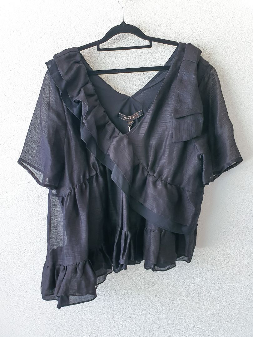 Trelise Cooper top XXL