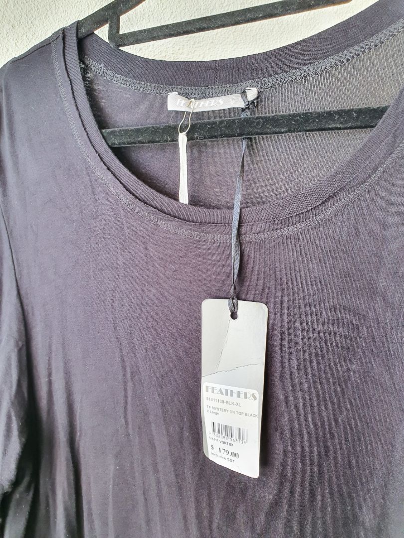 Feathers top XL