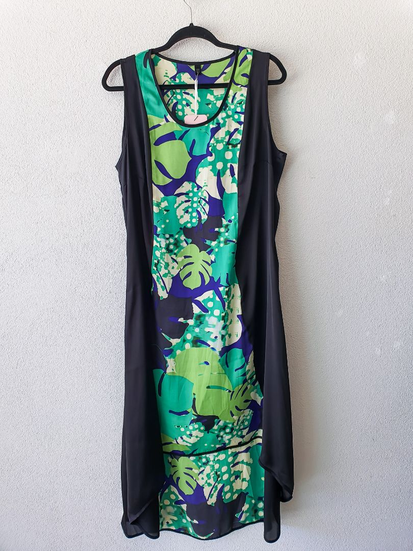 Taking Shape Dress L/XL