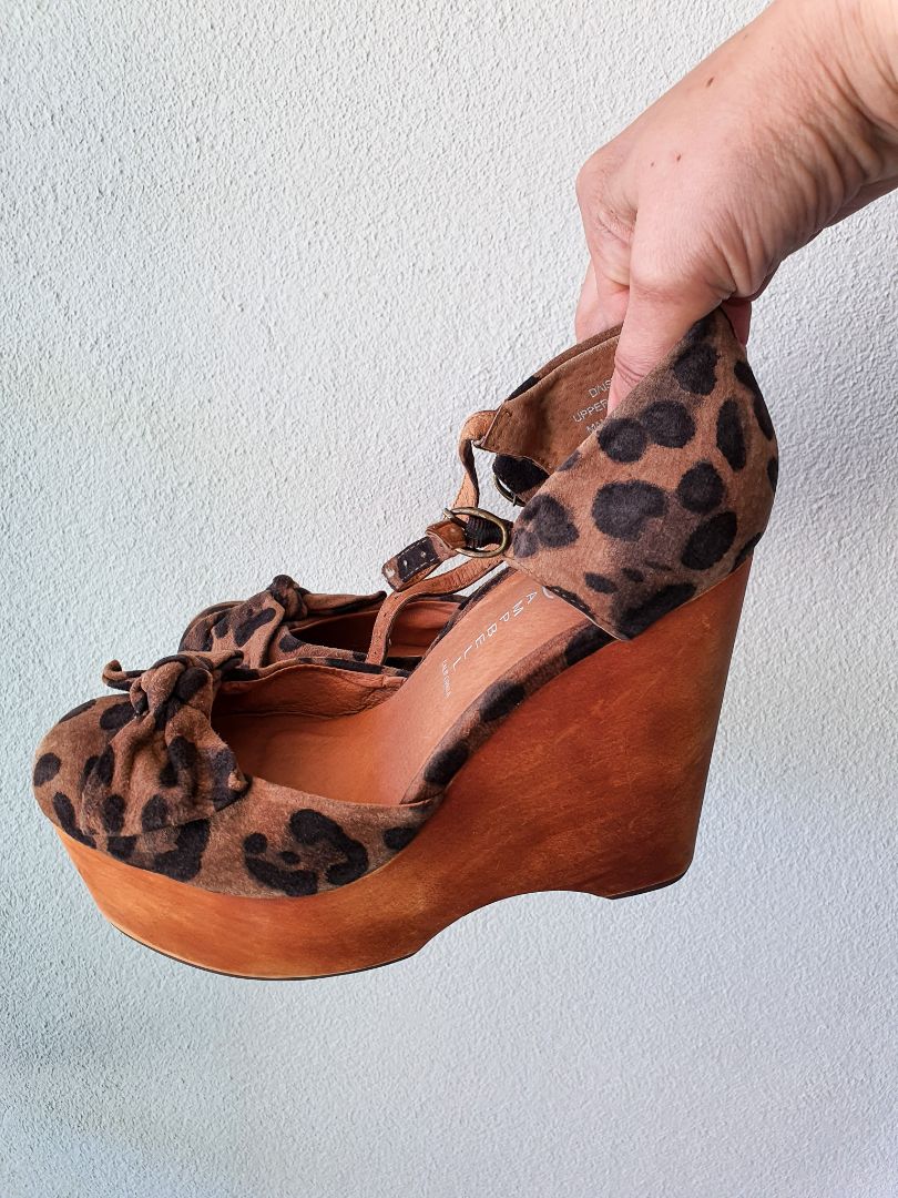 Jeffrey Campbell Shoes 9M