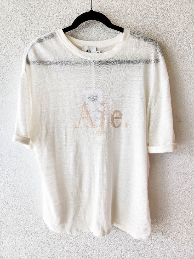 AJE top XS