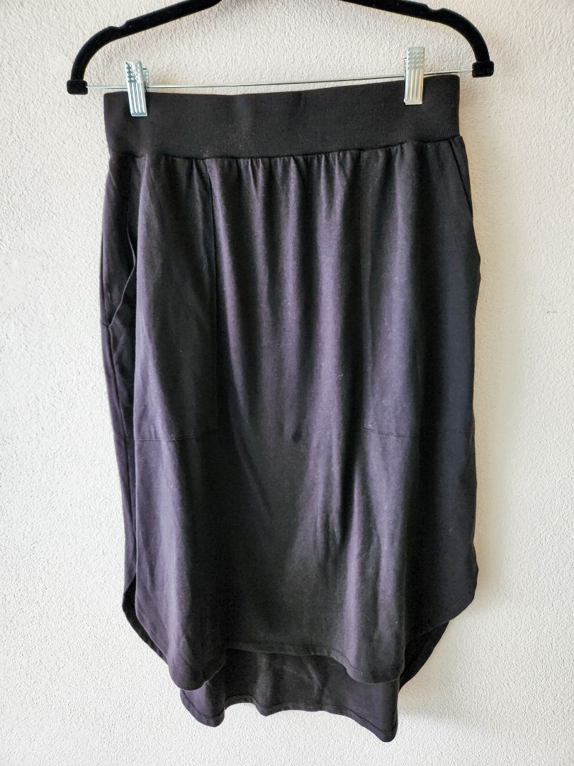 Moochi Skirt M
