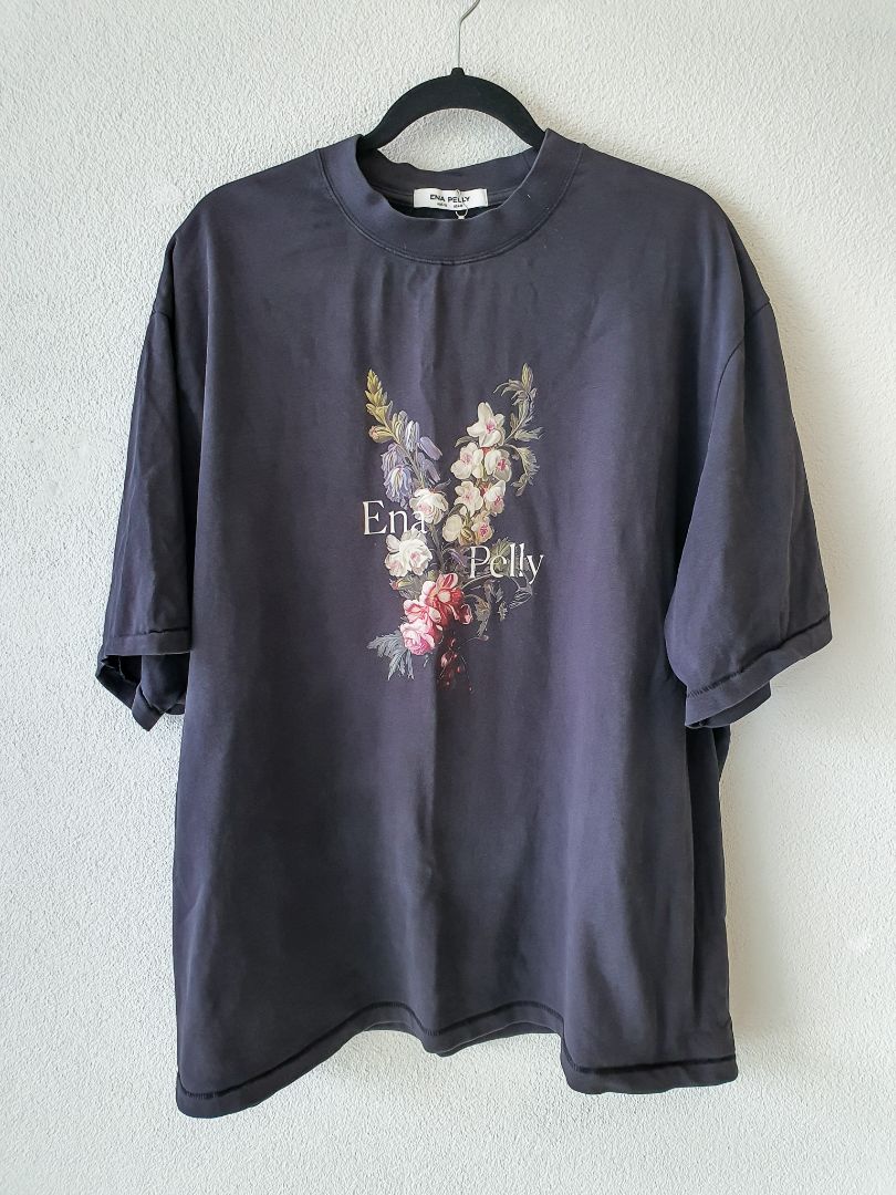 Ena Pelly top M