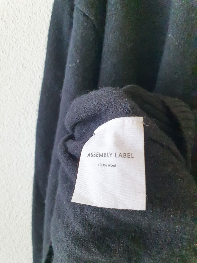 Assembly Label top XL