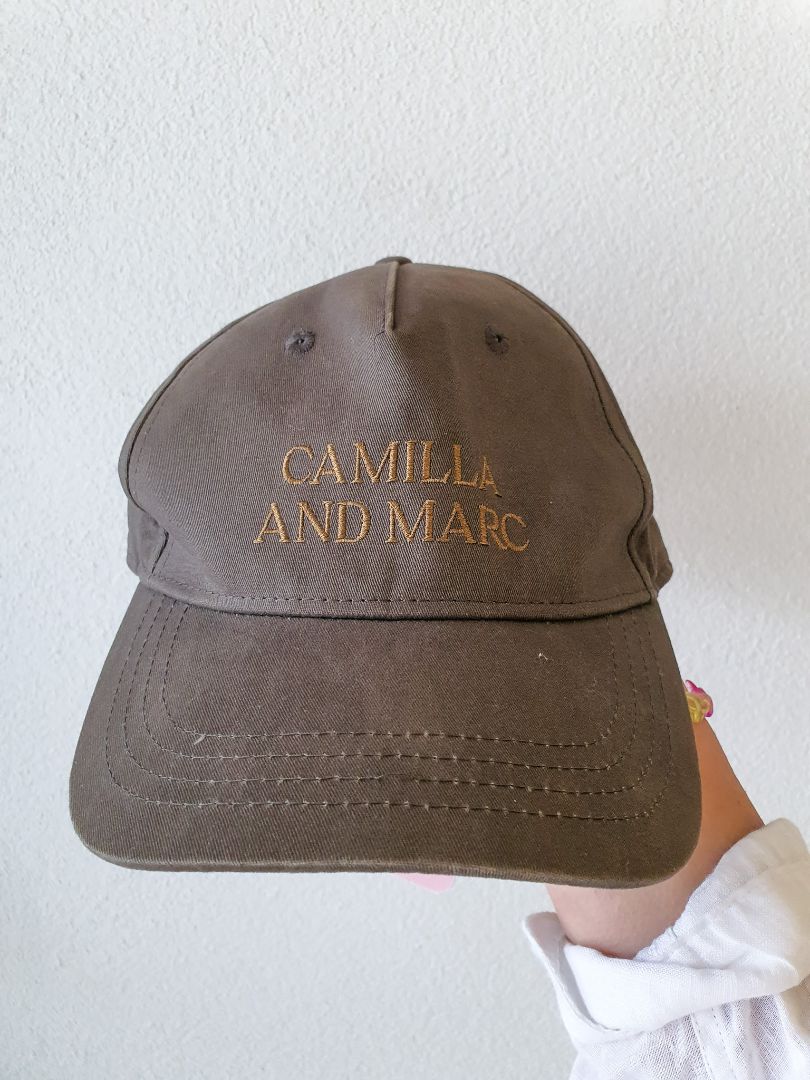 Camilla and Marc Hat OS
