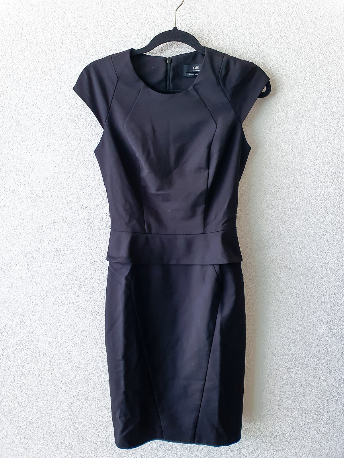 Cue Dress S