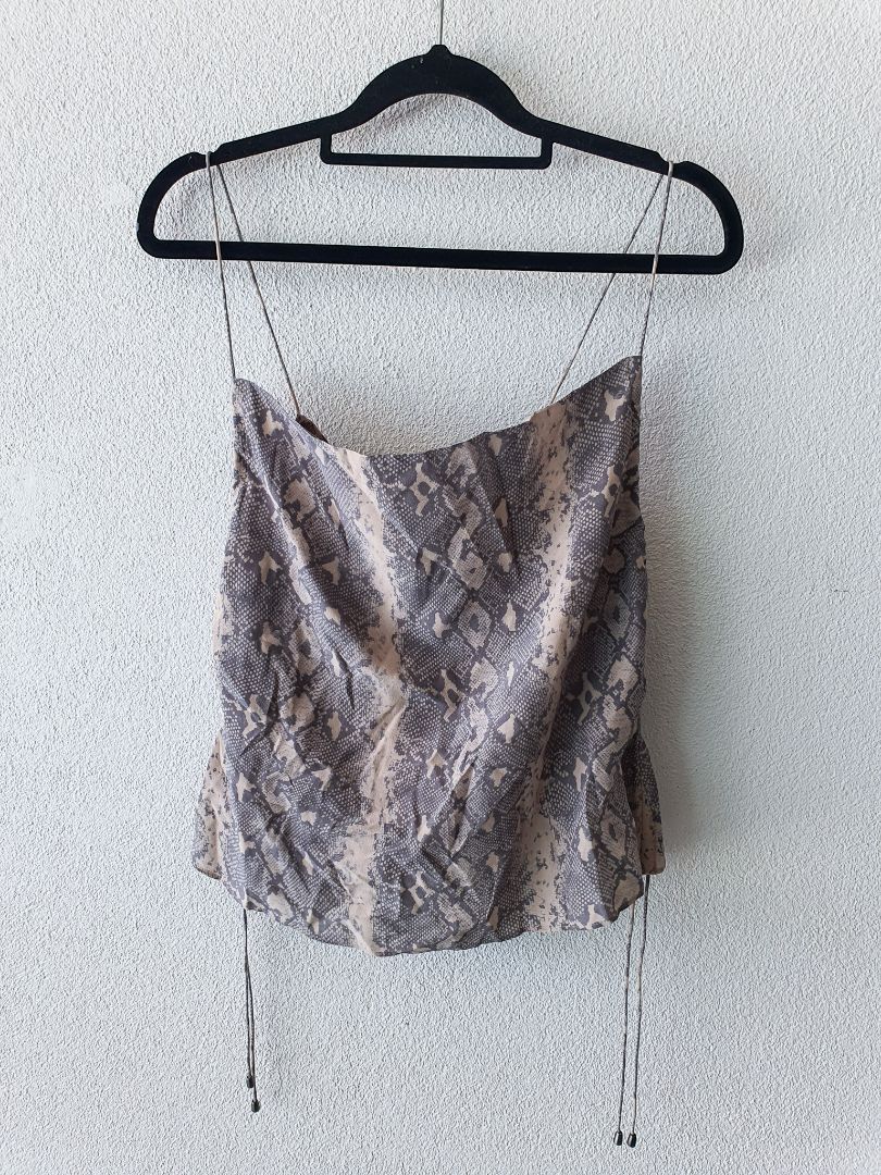 KSUBI top S