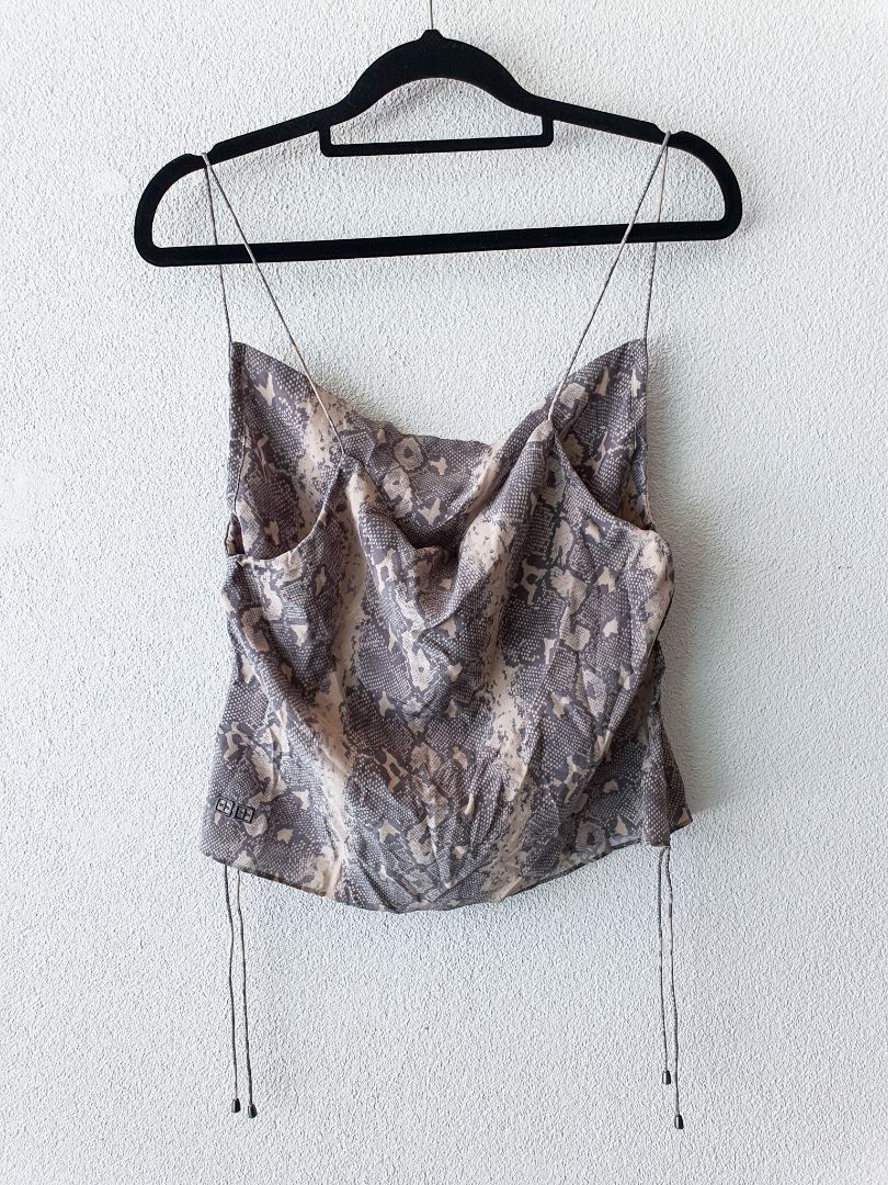 KSUBI top S