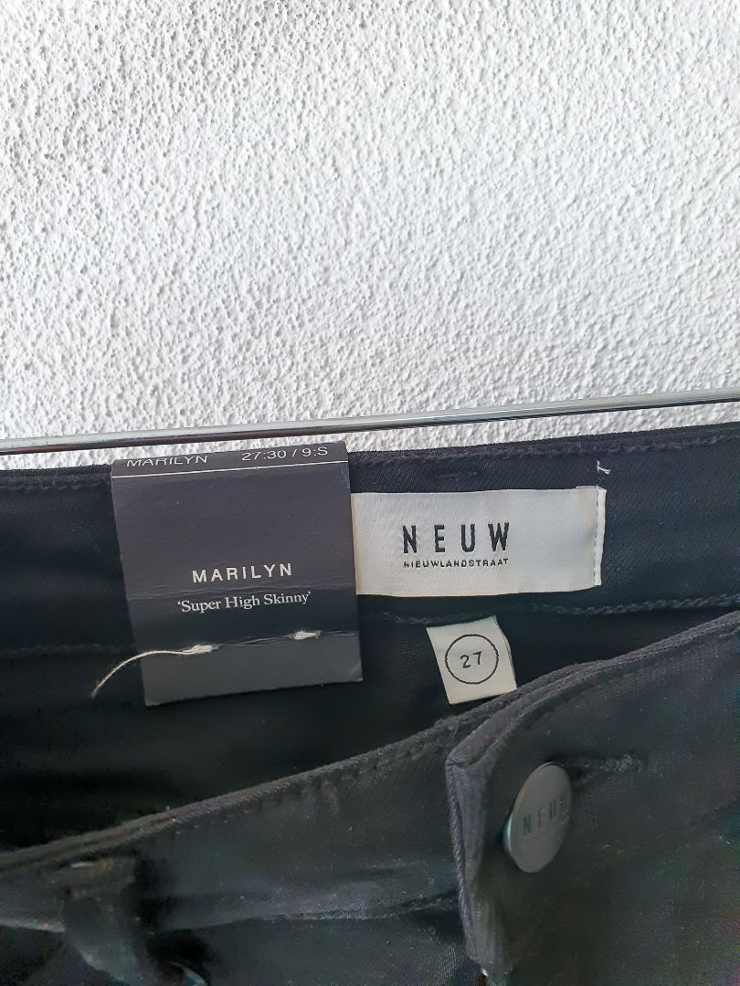 NEUW Jeans S
