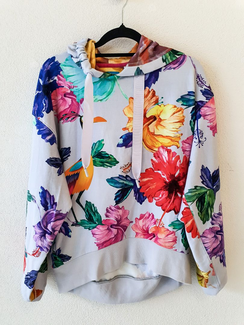 Robert Graham top XS