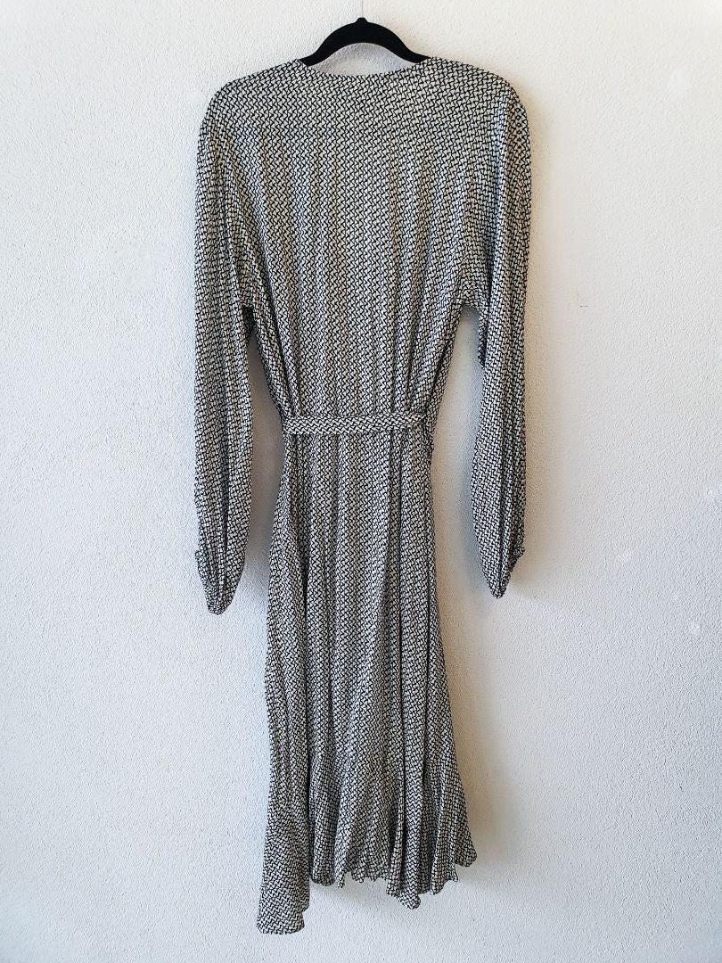 Moochi Dress XS