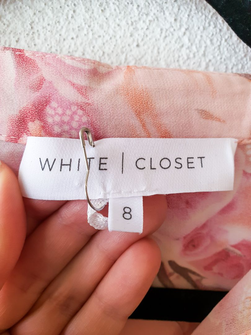 White Closet top XS