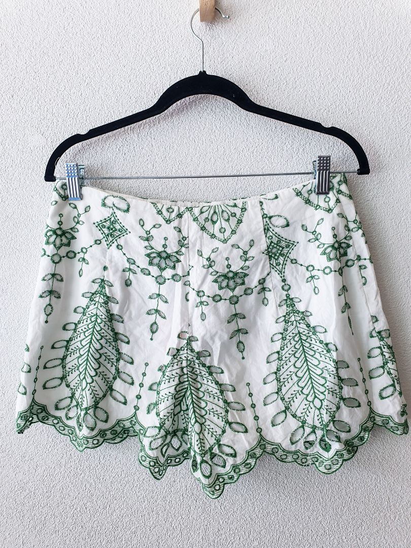 ZARA Shorts M