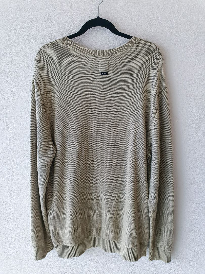 RVCA top M