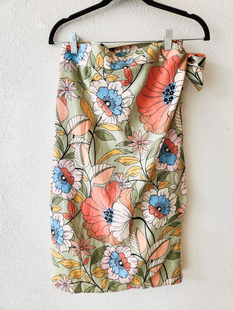 Vine and Branches Skirt S