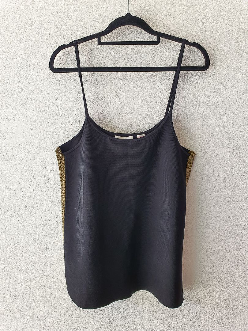 Sass and Bide top M