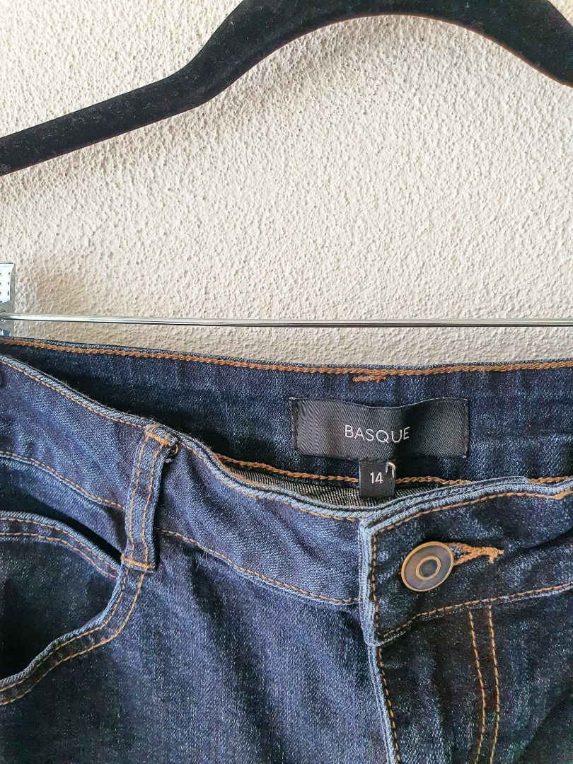 Basque Jeans L