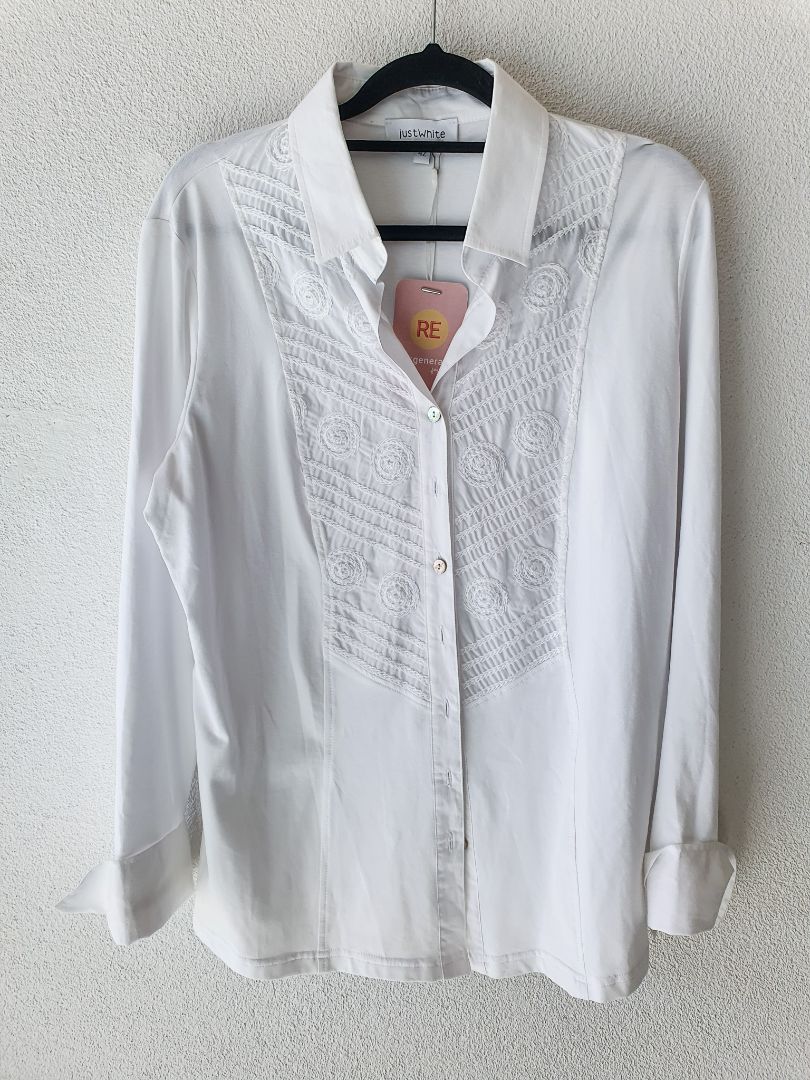 Just white top XL