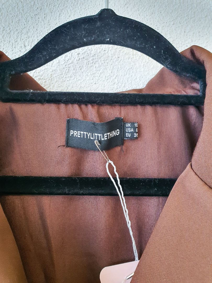 Pretty Little Thing top S