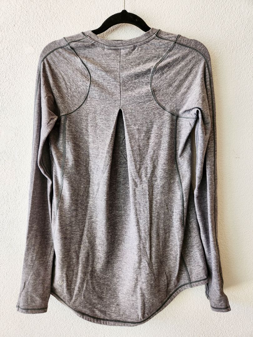 Lululemon top S
