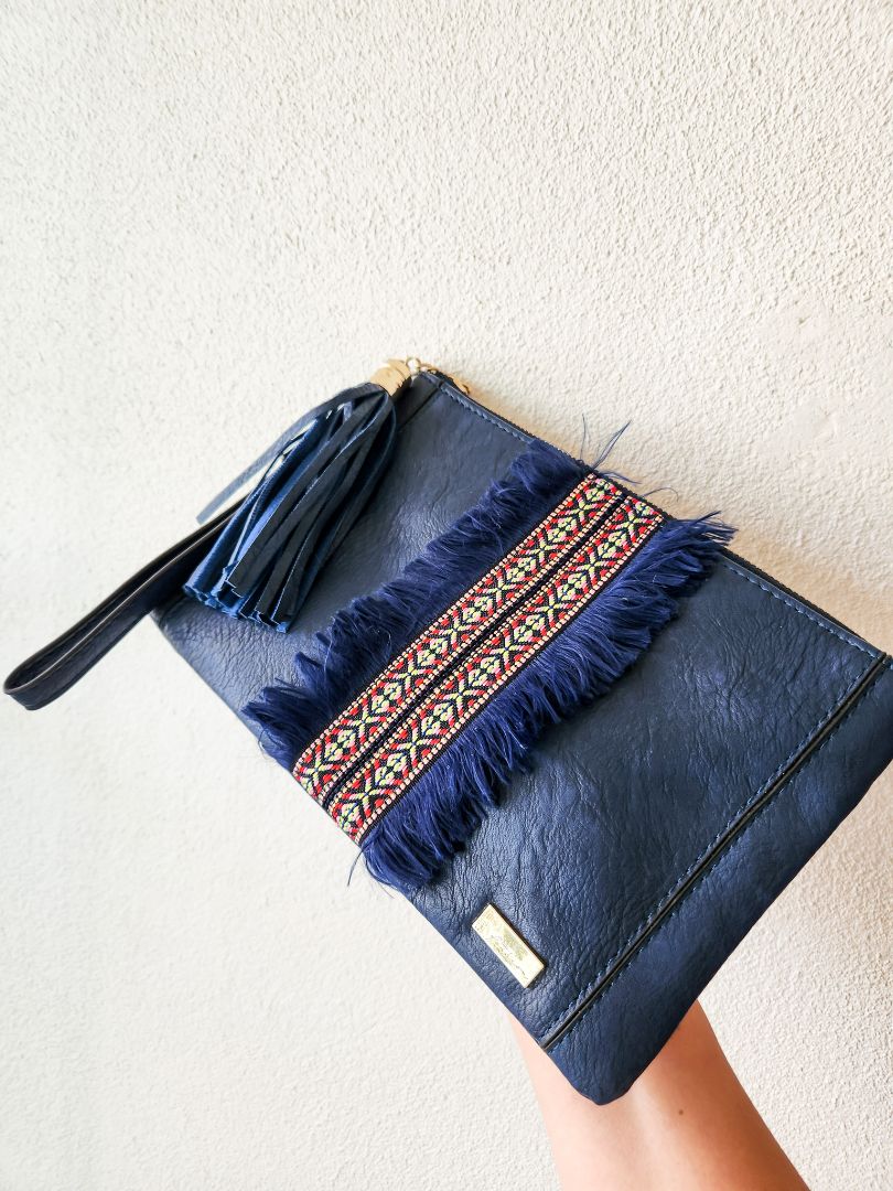 PS Fashion Blue Clutch w Embroidery Detail OS