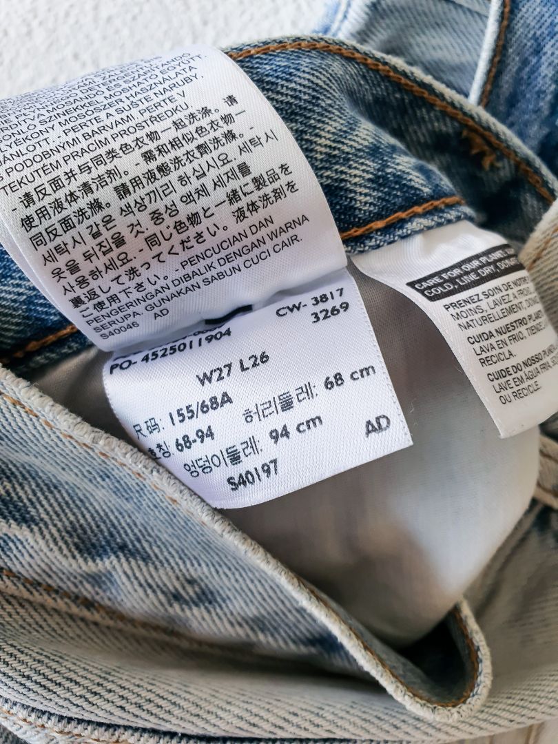 Levi&#39;s Jeans S
