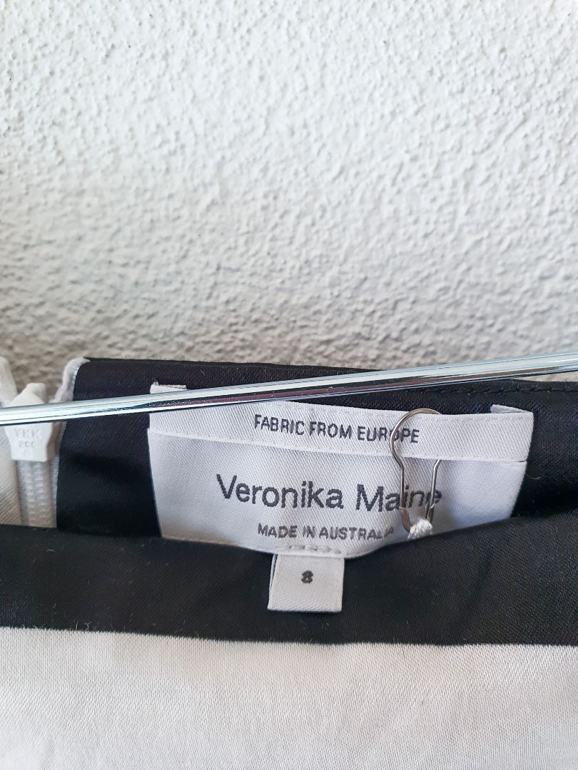 Veronika Maine Skirt XS