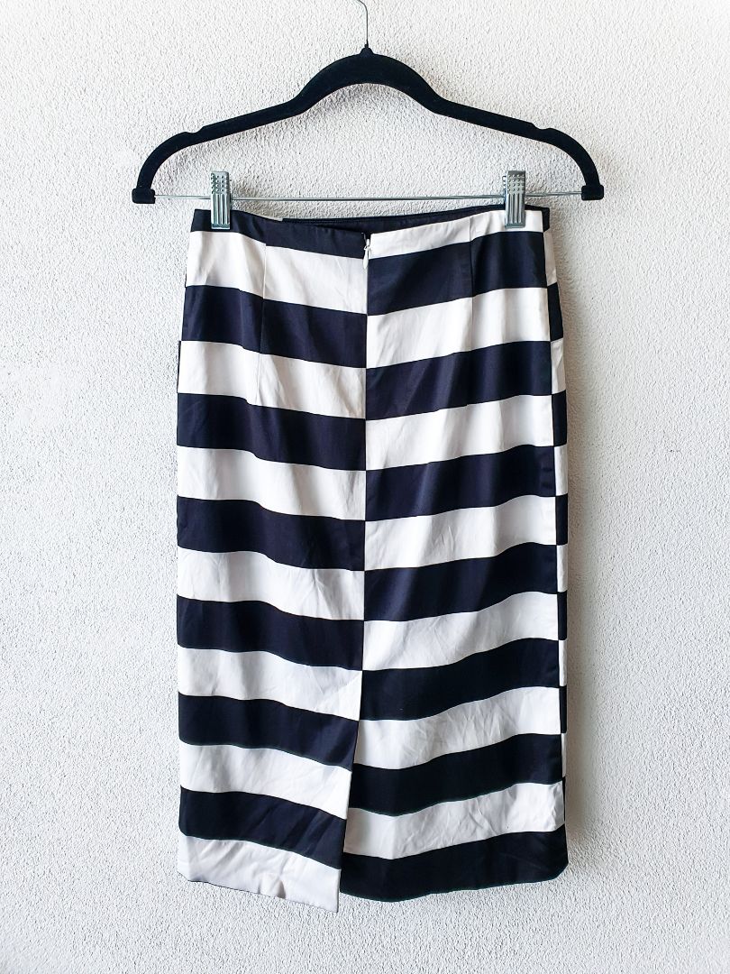 Veronika Maine Skirt XS