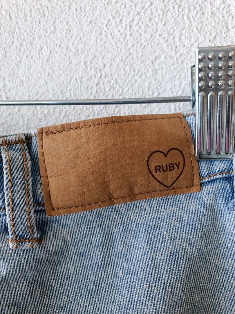 Ruby Jeans XS