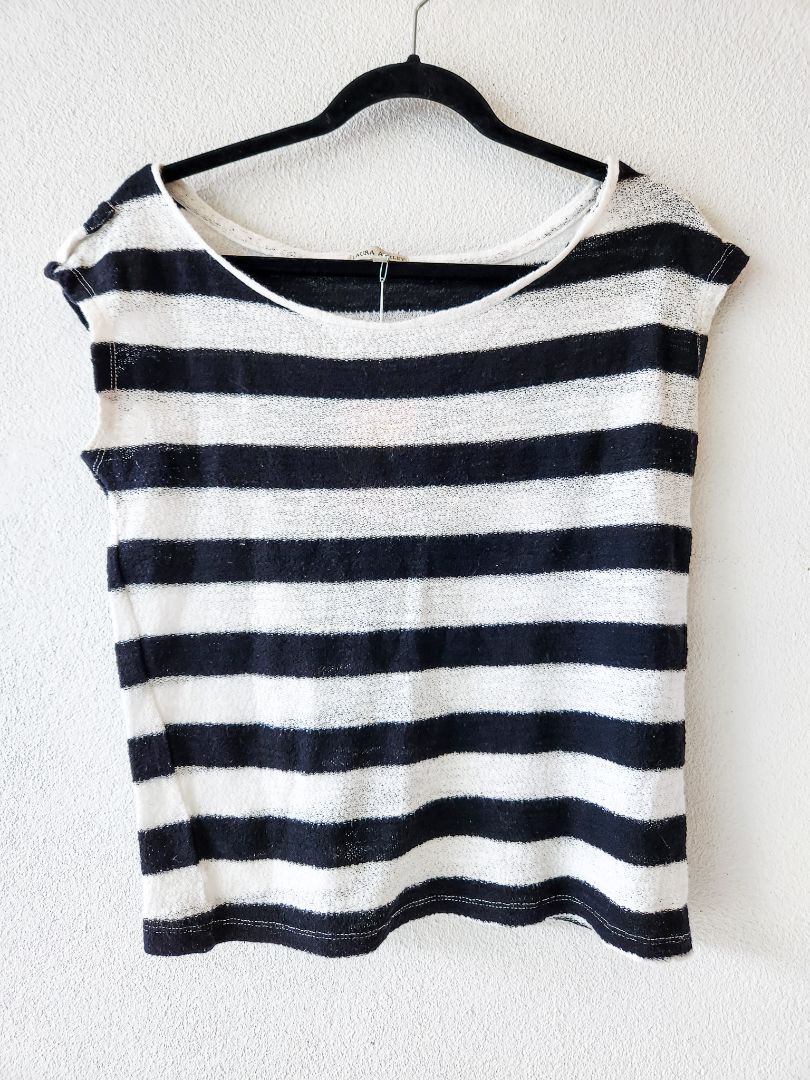 Laura Ashley top XS