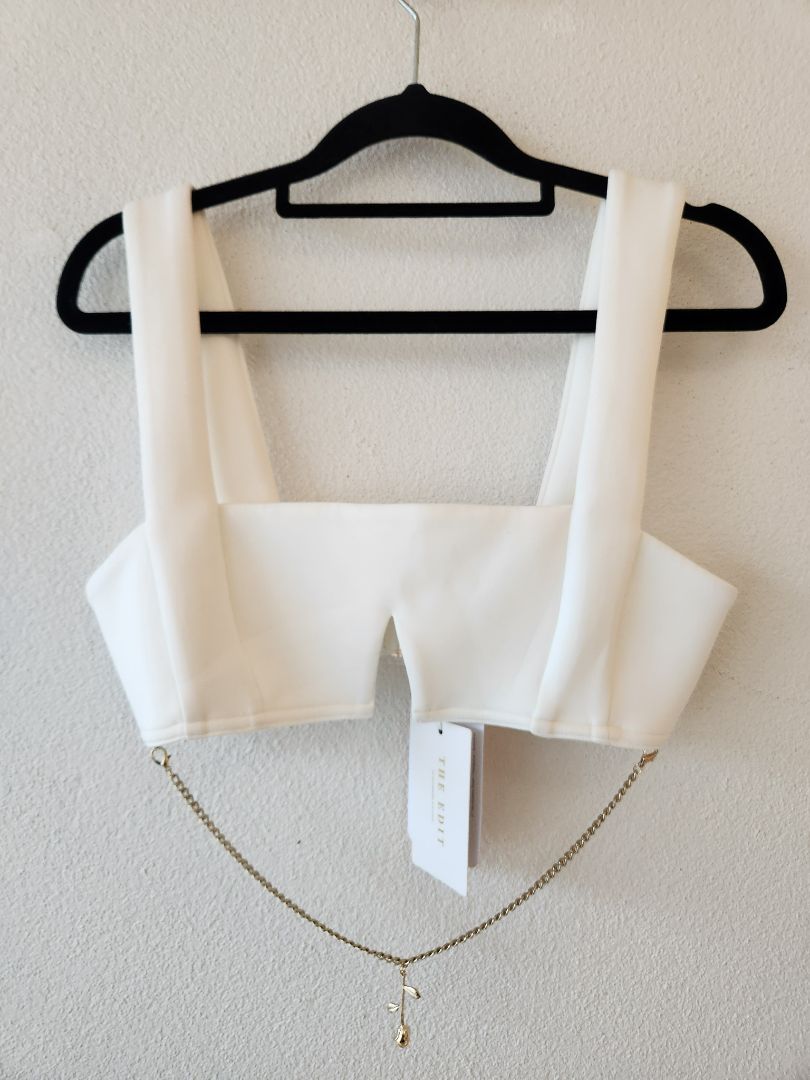 Beginning boutique top M