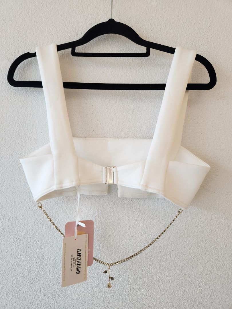 Beginning boutique top M