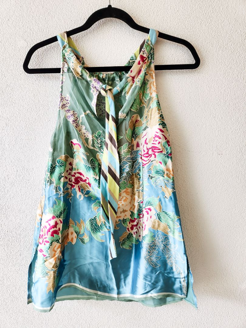 Kate Sylvester top M