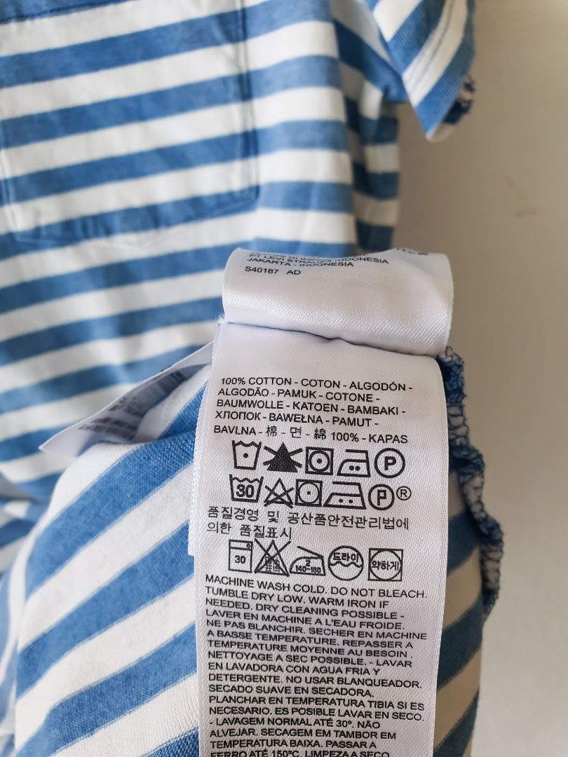 Levi&#39;s top M