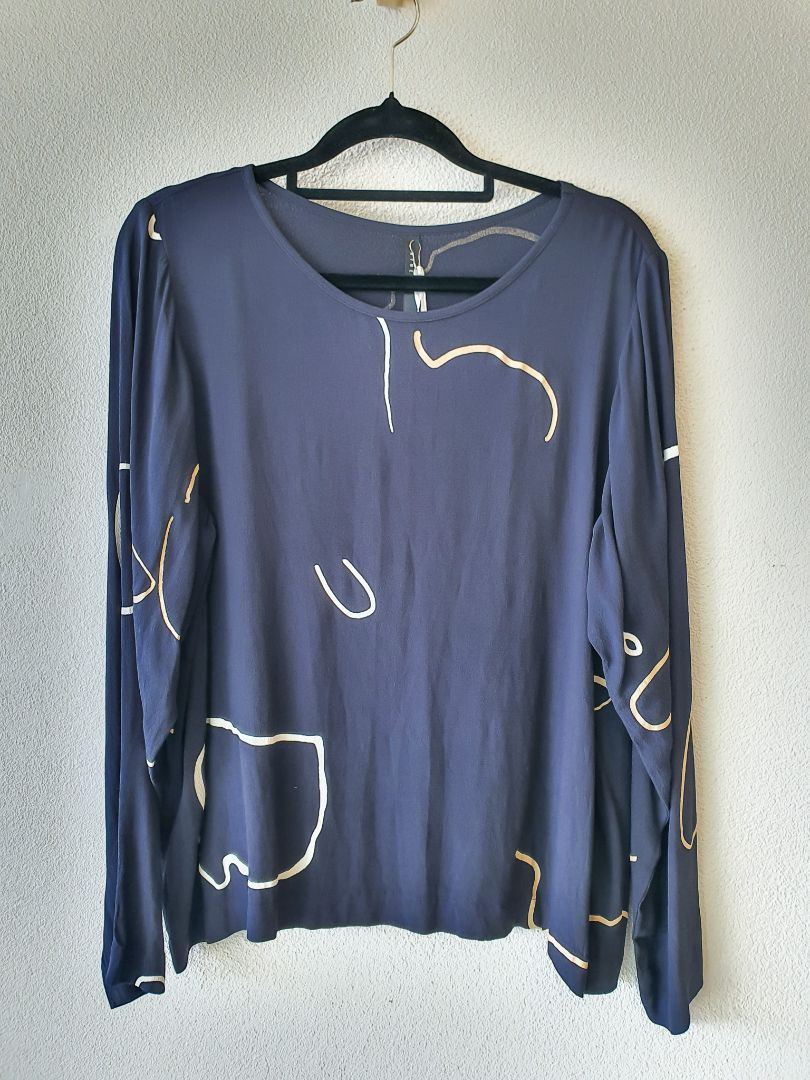 Nyne top M