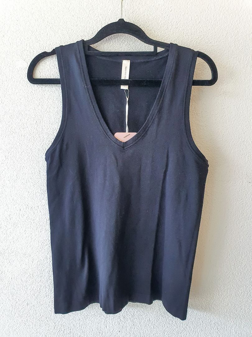 Veronika Maine top L