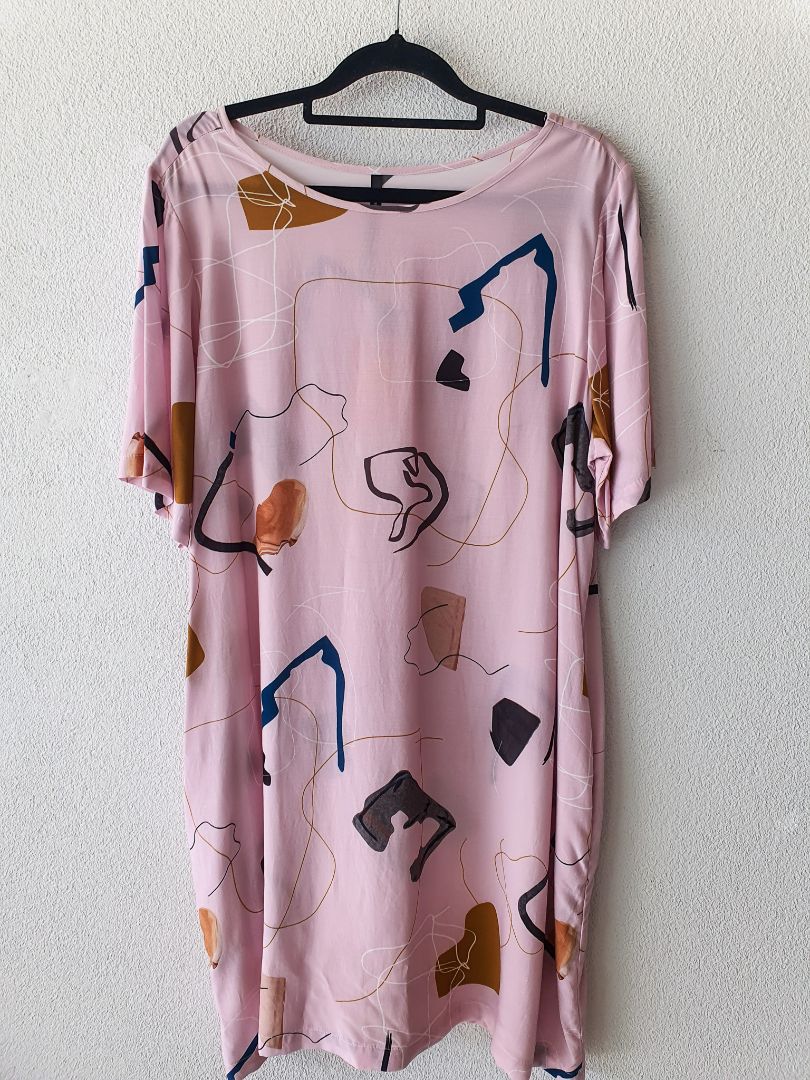 Nyne Dress L