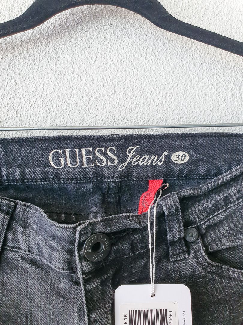 GUESS Jeans M/L