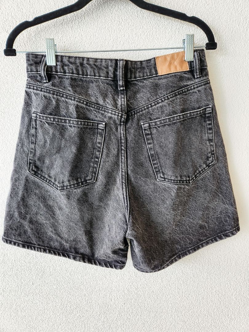 Zara Shorts M