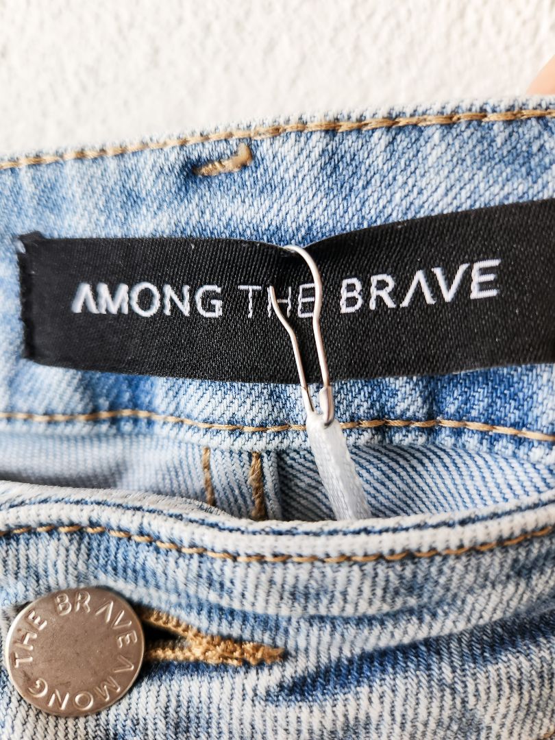 Among the Brave Jeans L