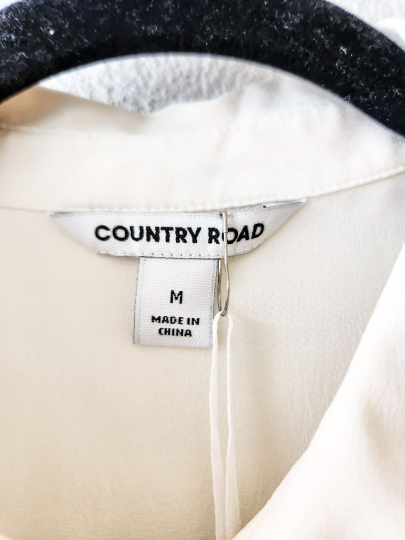 Country Road Dress M