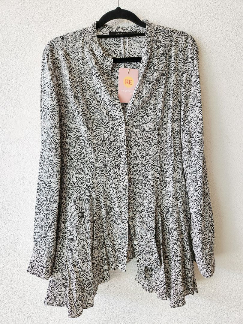 Ark &amp; Co top S