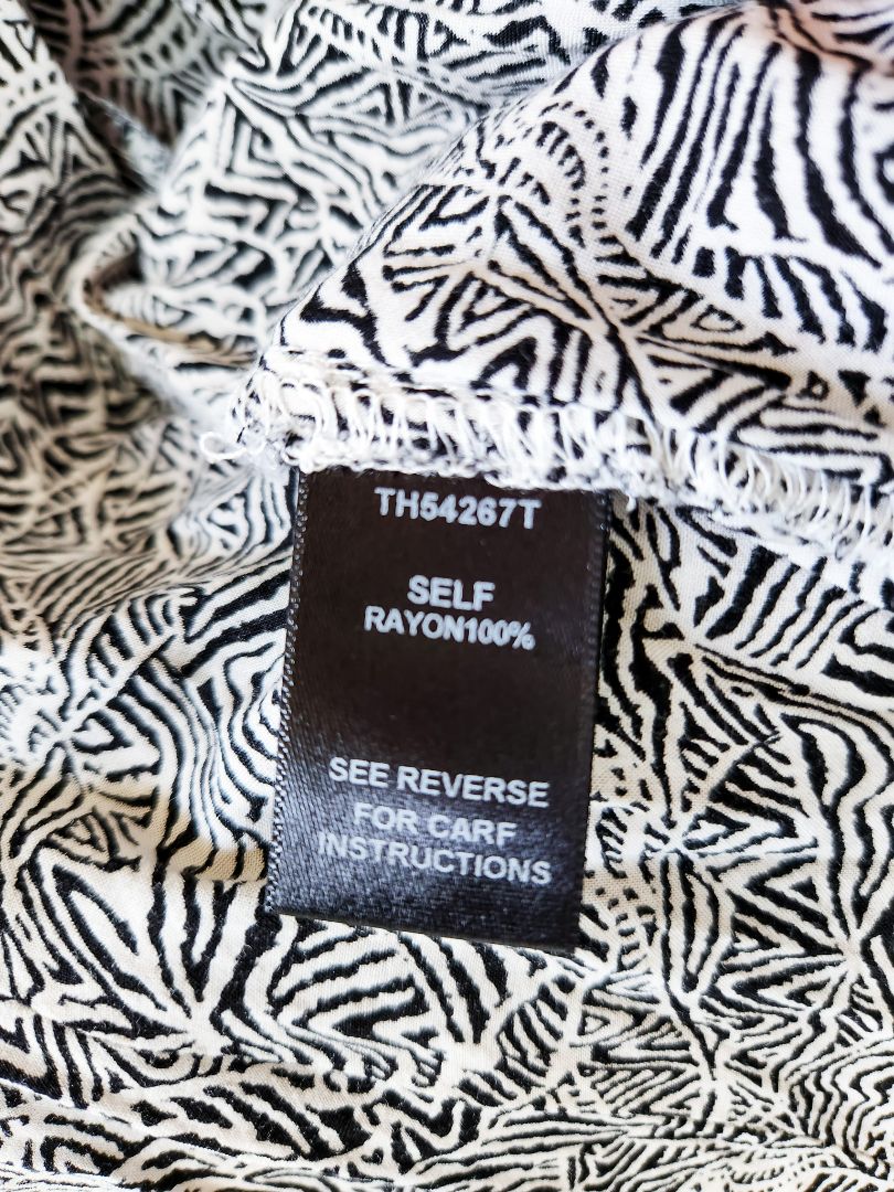 Ark &amp; Co top S
