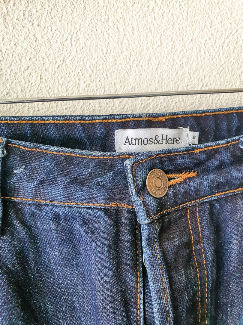 Atmos and Here Jeans XS