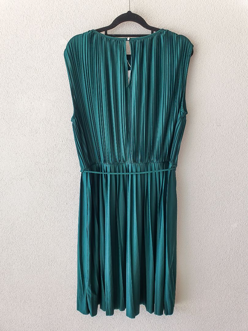 H&amp;M Dress M