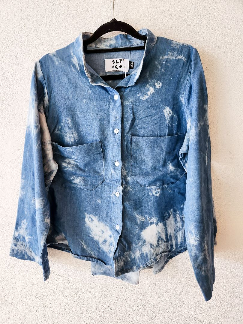 Sly &amp; Co top M